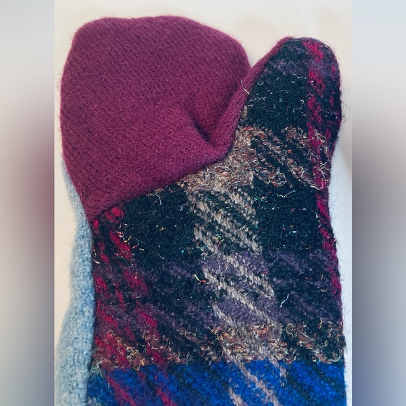 Upcycled Wool Sweater Mittens Blue/Maroon Button Detail Soft Fleece Lining Warm - Picture 4 of 8